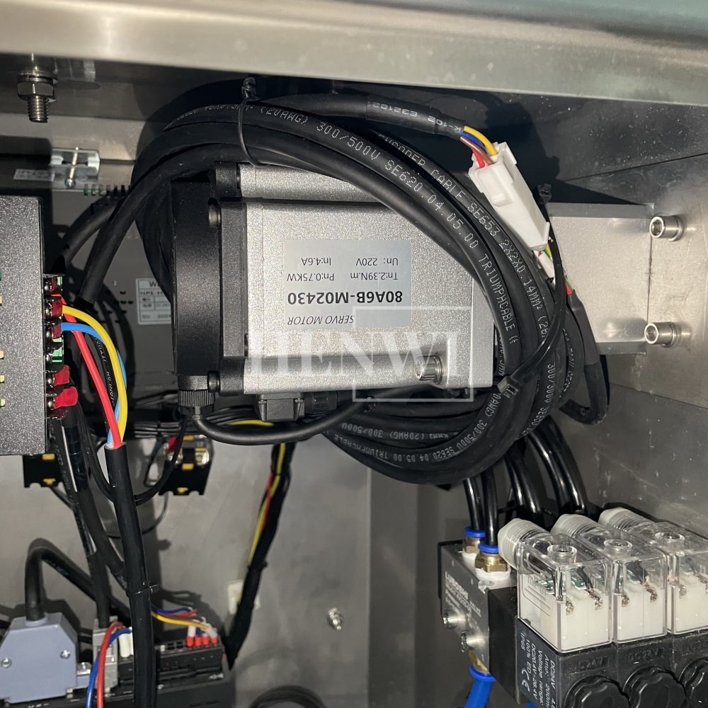 Henwi HWFM-D-GP 1 Nozzle Desktop Gear Pump Model Liquid Filling Bottling Machine One Head Bottle Jar Filler