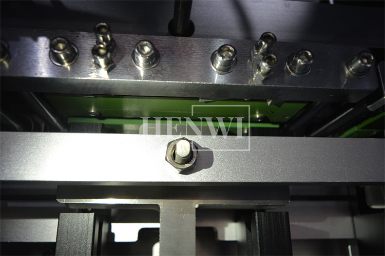 Henwi HWFSM-4 Lane Facial Sheet Mask Filler Sealer Four Positions Model Beauty Non-Woven Fabrics Filler and Sealer Machine