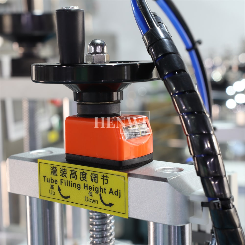 Henwi HWTM-USS-10 Semi Automatic Composited Tube Filling Sealing Machine Laminated Tube Filler And Ultrasound Sealer