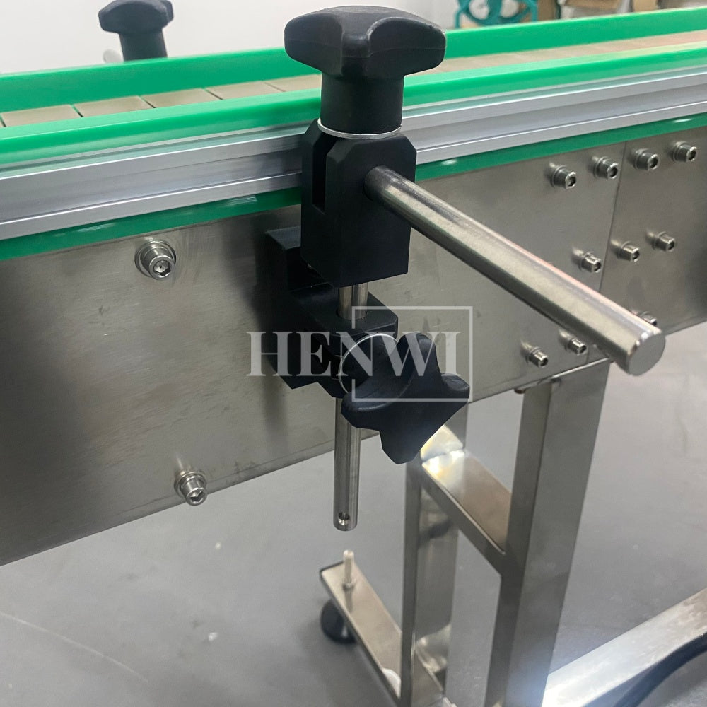 Henwi HWAM-3 Meters POM Belt Conveyor Collecting Table POM Chain Board Belt With SUS Operating Platform Conveying Equipment