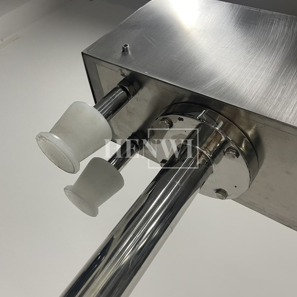 Tanque mezclador de calentamiento y homogeneización de emulsión al vacío con tapa de elevación hidráulica Henwi HWVM-FT-50L