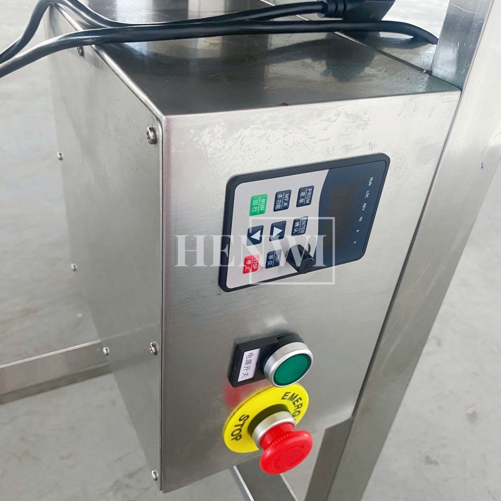 Henwi HWAM-5 Meters PVC Belt Conveyor Collecting Table Conveying Belt Transferring Equipment With SUS Operating Collecting Platform Table