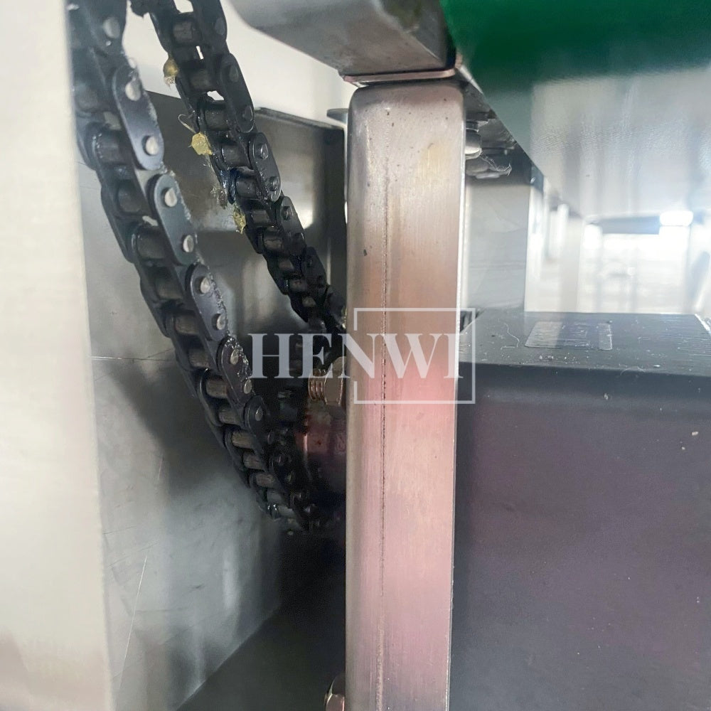 Henwi HWAM-5 Meters PVC Belt Conveyor Collecting Table Conveying Belt Transferring Equipment With SUS Operating Collecting Platform Table