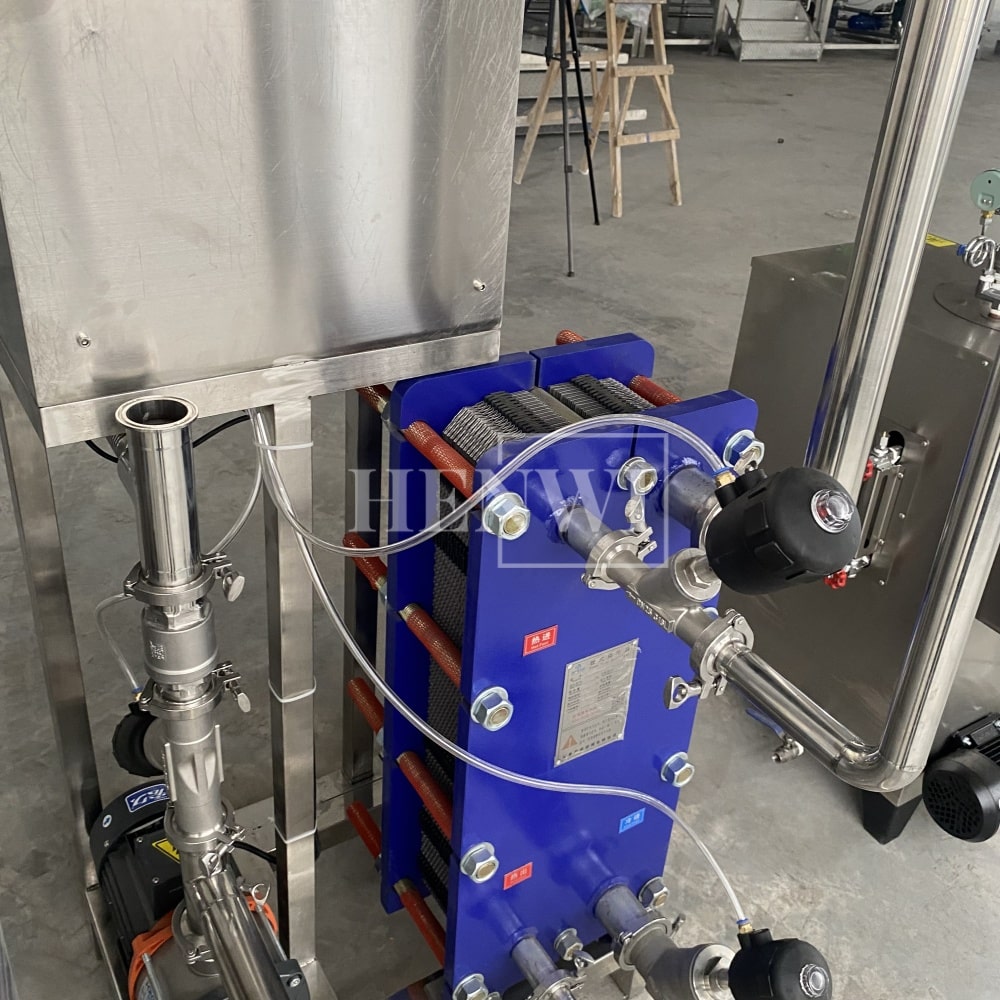 Henwi HWAM-Hot Water Heating Supplying Machine Plate Model Heat Exchanger System With 3000L Water Insulated Storage Tank And Steam Generator