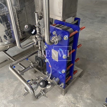 Henwi HWAM-Hot Water Heating Supplying Machine Plate Model Heat Exchanger System With 3000L Water Insulated Storage Tank And Steam Generator