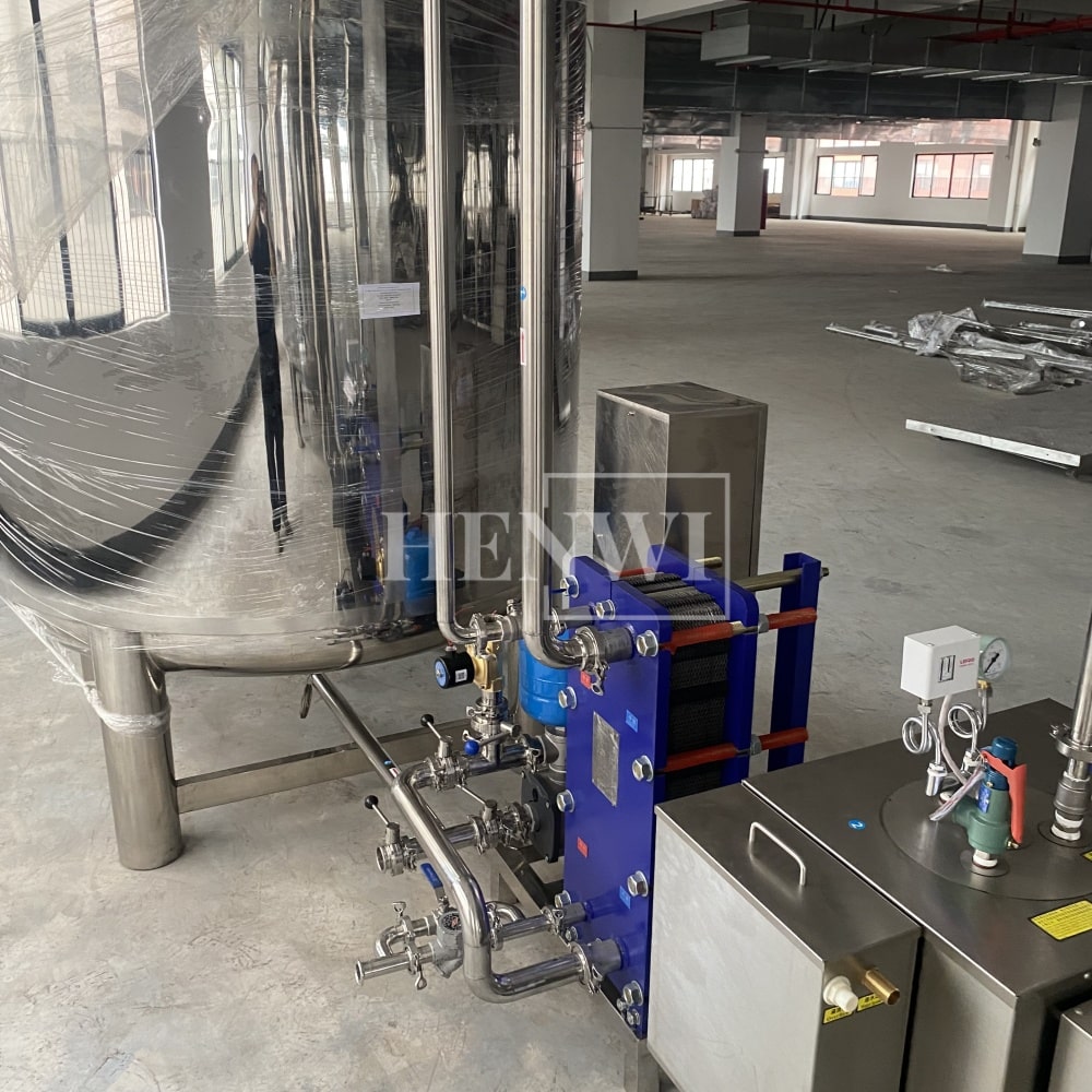 Henwi HWAM-Hot Water Heating Supplying Machine Plate Model Heat Exchanger System With 3000L Water Insulated Storage Tank And Steam Generator
