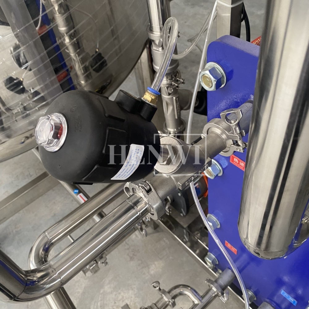 Henwi HWAM-Hot Water Heating Supplying Machine Plate Model Heat Exchanger System With 3000L Water Insulated Storage Tank And Steam Generator