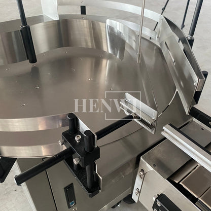 Henwi HWAM-Bottle Feeding / Collecting Table Bottle Unscrambler Bottle Sorting Machine Bottle Arranging Feeder