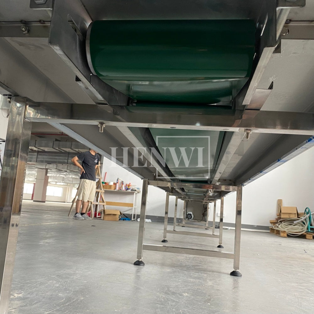 Henwi HWAM-5 Meters PVC Belt Conveyor Operation Table SUS Operating Desk Conveying Equipment