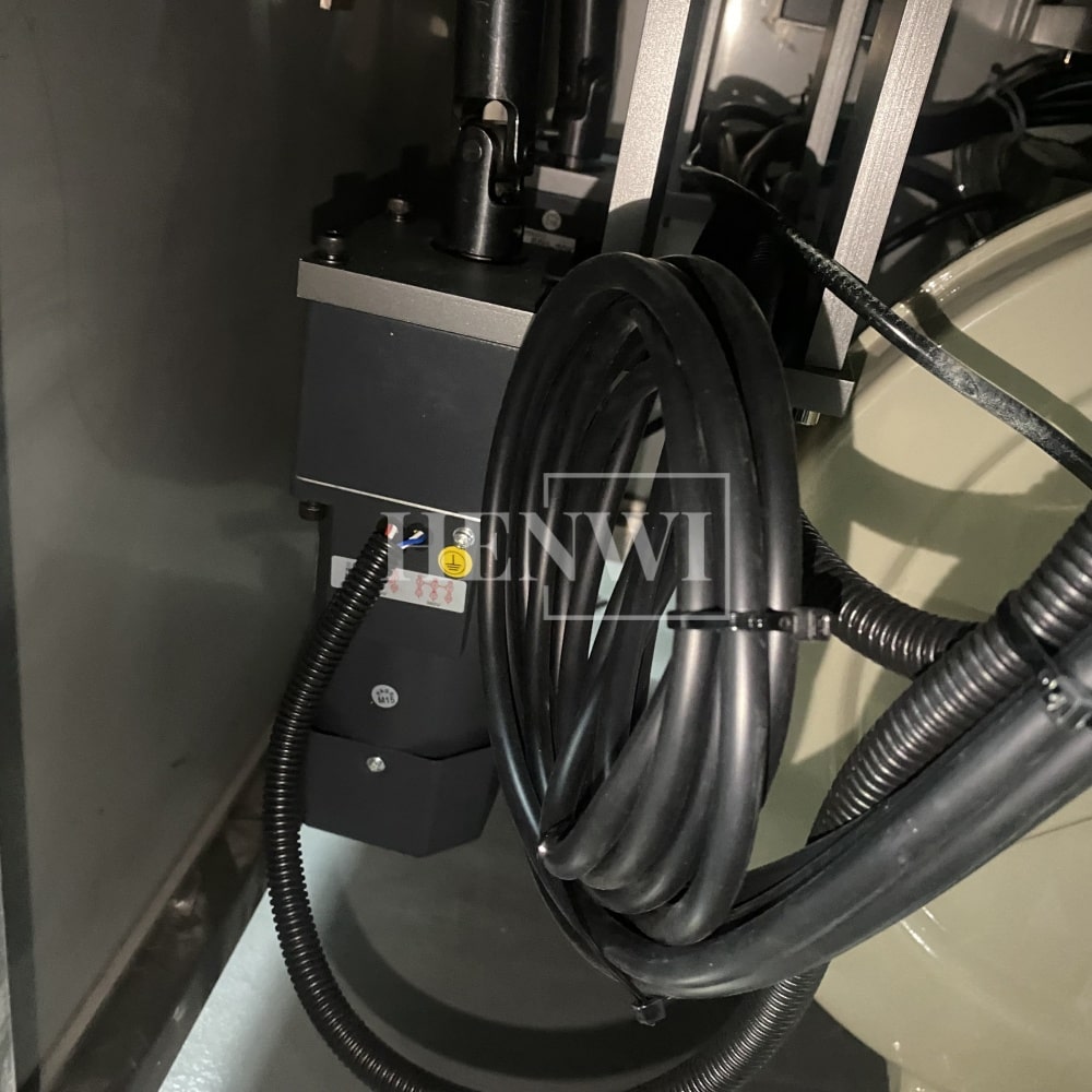 Henwi HWAM-Semi-Auto Linear Clamping Model Air Type Bottle Rinser Washer Ionized Air Glass Jar Bottle Cleaning Machine Dust Remover Bottle Cleaning Machine