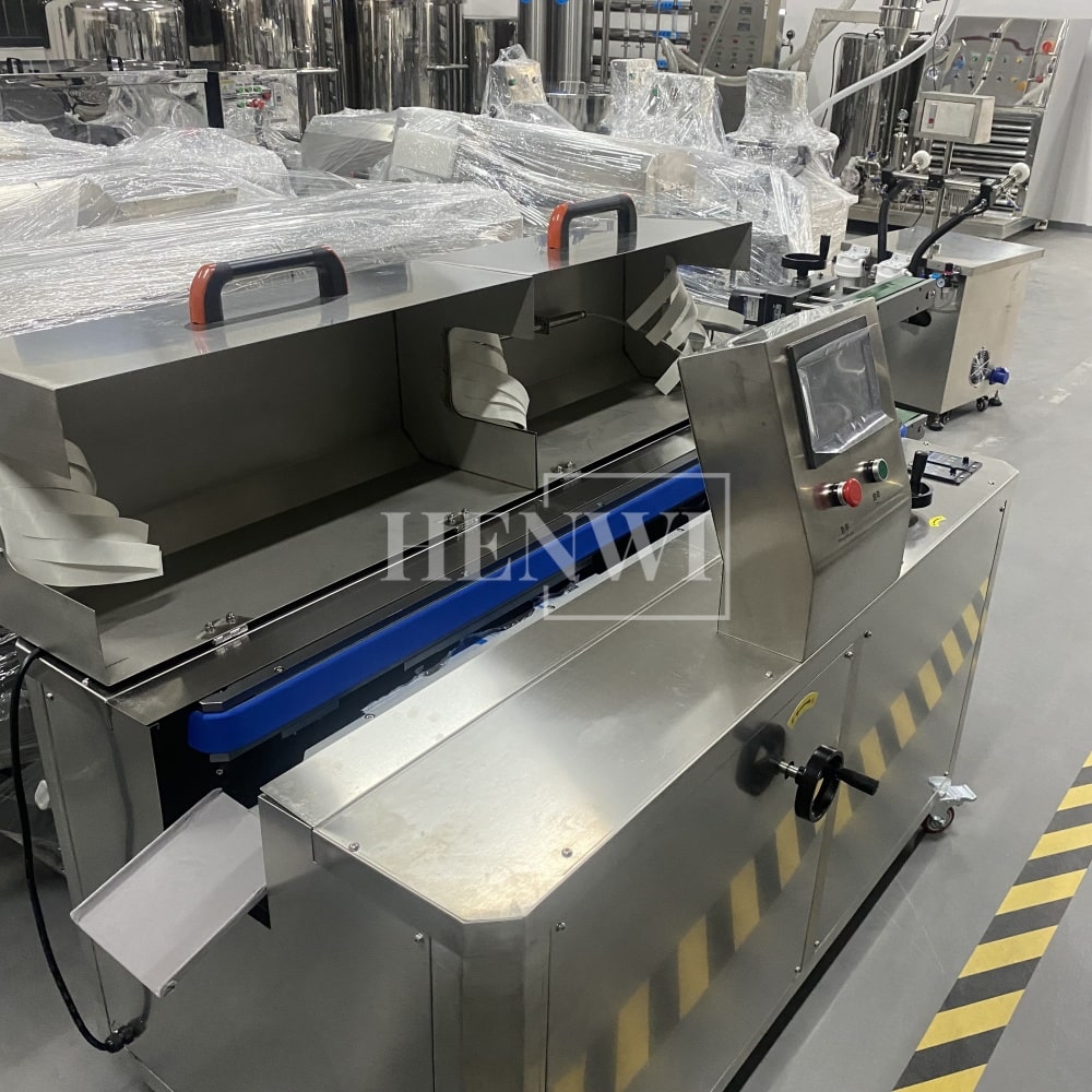 Henwi HWAM-Semi-Auto Linear Clamping Model Air Type Bottle Rinser Washer Ionized Air Glass Jar Bottle Cleaning Machine Dust Remover Bottle Cleaning Machine