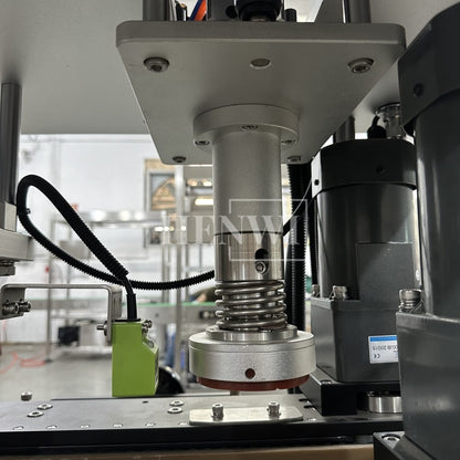 Henwi HWCM-GTC Glass Bottle Tinplate Cap Sealing Machine Bottle Screwing Capping Sealing Machine Cover Sealer