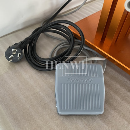 Henwi HWCM-S-W4 Semi-Auto Desktop 4 Wheels Capper Bottle Screwing Capping Sealing Machine Cover Manual Sealer Machine