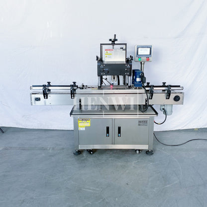 Henwi HWCM-W4 Automatic 1 Station 4 Wheels Capper Bottle Screwing Capping Sealing Machine Cover Sealer