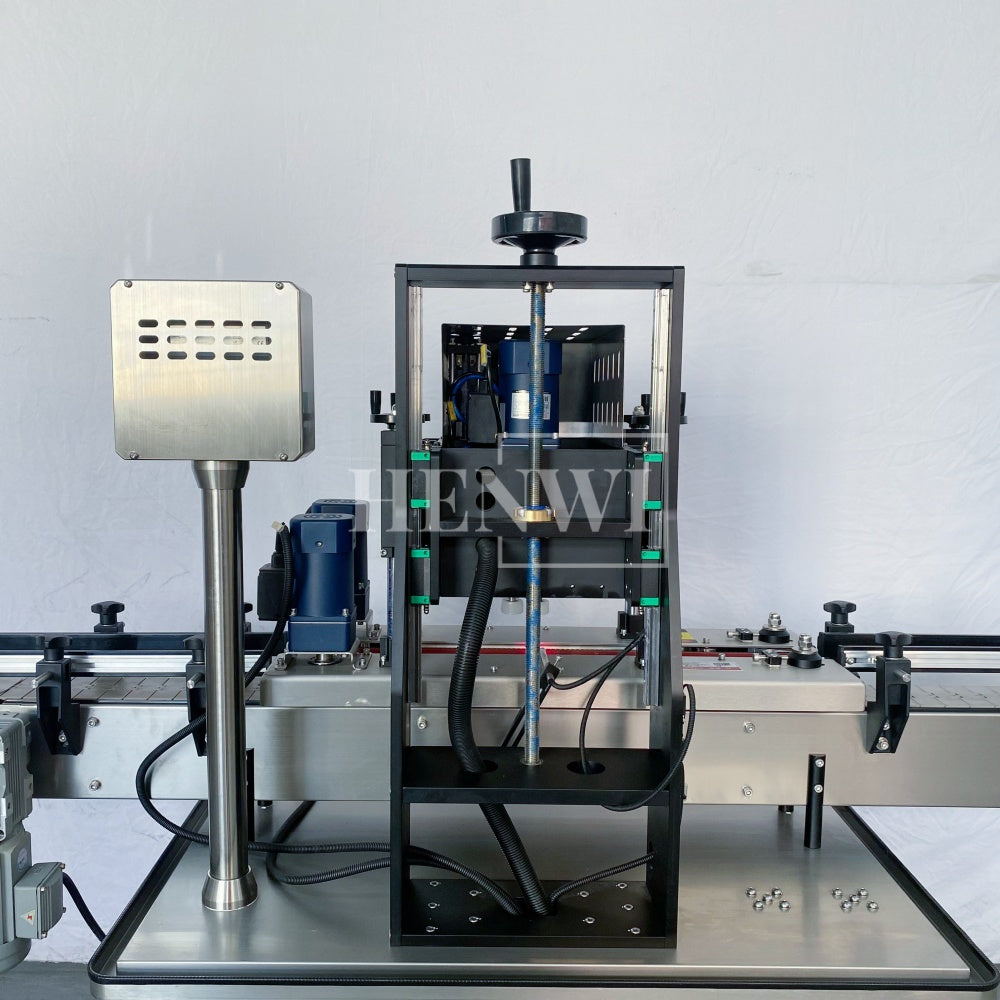 Henwi HWCM-W4 Automatic 1 Station 4 Wheels Capper Bottle Screwing Capping Sealing Machine Cover Sealer
