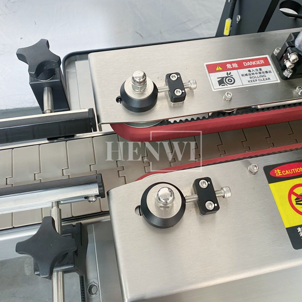 Henwi HWCM-W4 Automatic 1 Station 4 Wheels Capper Bottle Screwing Capping Sealing Machine Cover Sealer