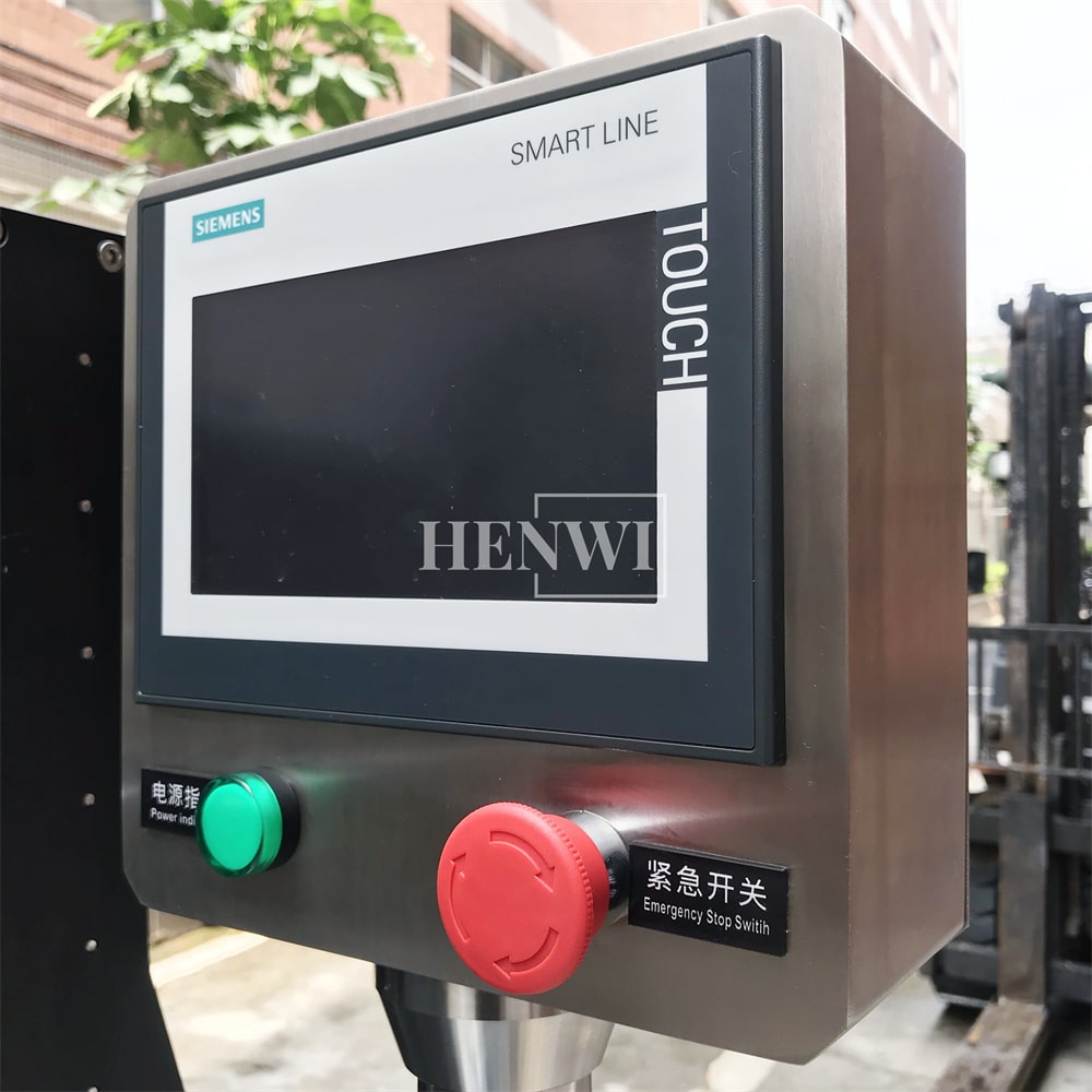 Henwi HWCM-W4 Automatic 4 Wheels Capper Bottle Screwing Capping Sealing Machine Cover Sealer