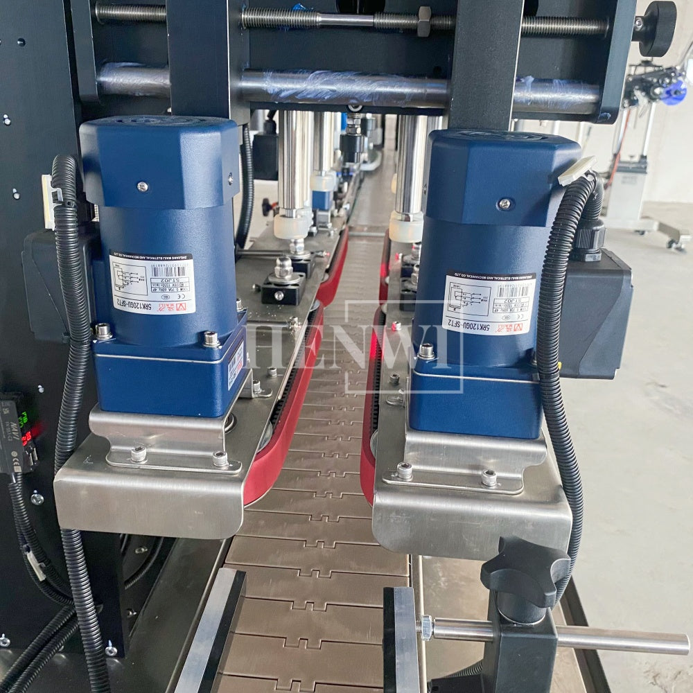 Henwi HWCM-W4x2 Automatic 2 Stations 4 Wheels Capper Bottle Screwing Capping Sealing Machine Cover Sealer