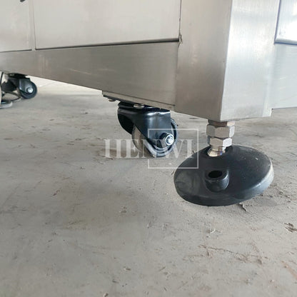 Henwi HWCM-W4x2 Automatic 2 Stations 4 Wheels Capper Bottle Screwing Capping Sealing Machine Cover Sealer