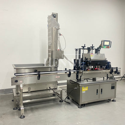 Henwi HWCM-W4x2 Automatic 2 Stations 4 Wheels Capper Bottle Screwing Capping Sealing Machine Cover Sealer with Automatic Cap Lifting Elevator Feeding Machine