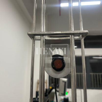 Henwi HWCM-W4x2 Automatic 2 Stations 4 Wheels Capper Bottle Screwing Capping Sealing Machine Cover Sealer with Automatic Cap Lifting Elevator Feeding Machine