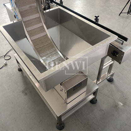 Henwi HWCM-W4x2 Automatic 2 Stations 4 Wheels Capper Bottle Screwing Capping Sealing Machine Cover Sealer with Automatic Cap Lifting Elevator Feeding Machine