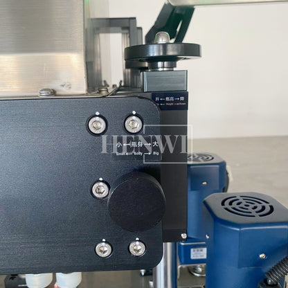 Henwi HWCM-W4x2 Automatic 2 Stations 4 Wheels Capper Bottle Screwing Capping Sealing Machine Cover Sealer