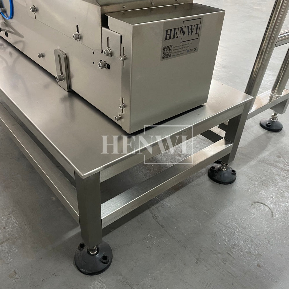 Henwi HWCM-W4x2 Automatic 2 Stations 4 Wheels Capper Bottle Screwing Capping Sealing Machine Cover Sealer with Automatic Cap Lifting Elevator Feeding Machine