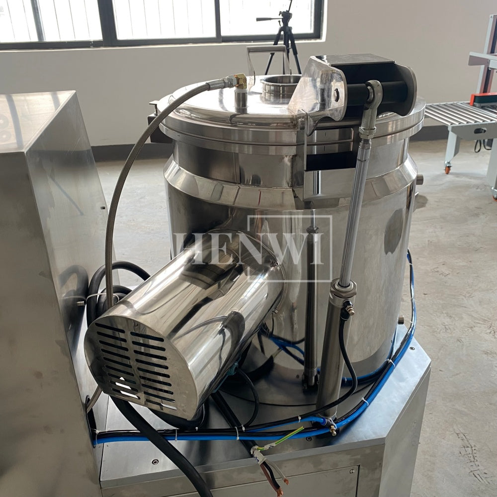 Henwi HWCZ-Powder Homogenizing Mixer Tank Ressuring Oil Spraying Powder Hitting Homogenizing Mixing Equipment Three Shaft Side-Beating Mixing Machine Tank