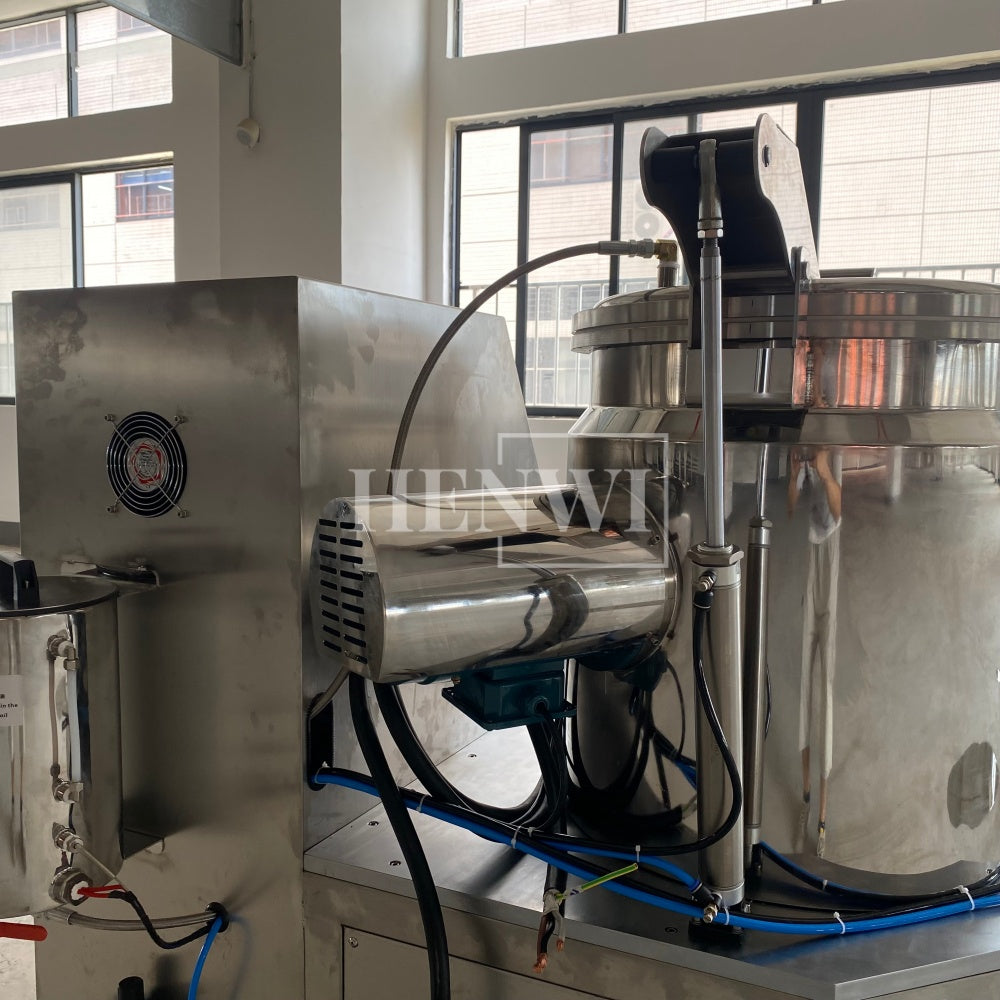 Henwi HWCZ-Powder Homogenizing Mixer Tank Ressuring Oil Spraying Powder Hitting Homogenizing Mixing Equipment Three Shaft Side-Beating Mixing Machine Tank