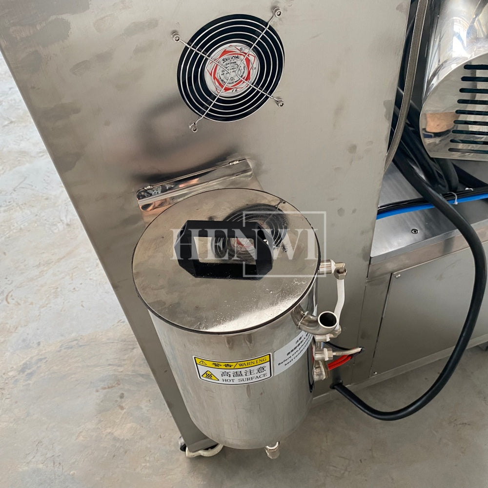 Henwi HWCZ-Powder Homogenizing Mixer Tank Ressuring Oil Spraying Powder Hitting Homogenizing Mixing Equipment Three Shaft Side-Beating Mixing Machine Tank