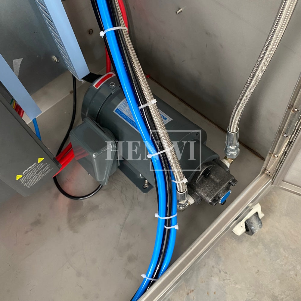 Henwi HWCZ-Powder Homogenizing Mixer Tank Ressuring Oil Spraying Powder Hitting Homogenizing Mixing Equipment Three Shaft Side-Beating Mixing Machine Tank