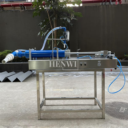 Henwi HWFF-1 Nozzles Horizontal Anti Corrosive Filler Pesticide Bleach Liquid Fertilizer Acid Liquid Alkaline Liquid Filling Machine