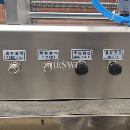 Henwi HWFF-1 Nozzles Horizontal Anti Corrosive Filler Pesticide Bleach Liquid Fertilizer Acid Liquid Alkaline Liquid Filling Machine
