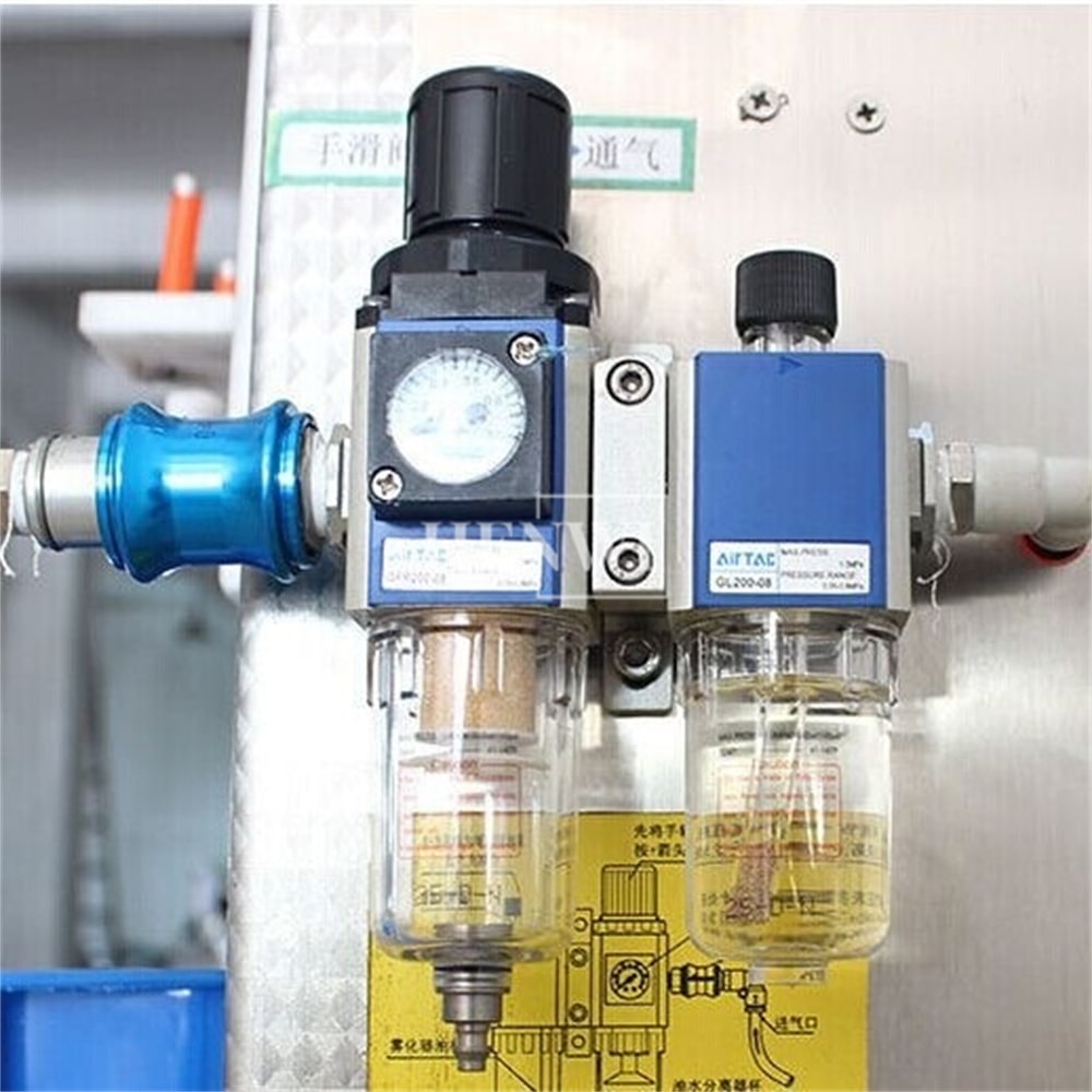 Henwi HWFF-2 Nozzles Vertical Corrosion Proof Filler Strong Acid Liquid Kitchen Toilet Cleaner Pesticide Bleach PP Filling Machine