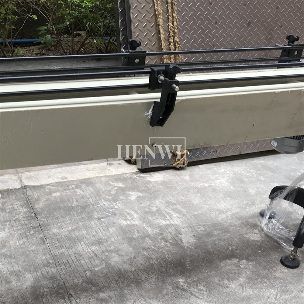 Henwi HWFF-4-32 Nozzles Anti Corrosive Automatic Filler Rust Disinfectant Remover Kitchen Toilet Cleaner Bleach Liquid Alkaline Filling Machine