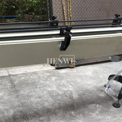 Henwi HWFF-4-32 Nozzles Anti Corrosive Automatic Filler Rust Disinfectant Remover Kitchen Toilet Cleaner Bleach Liquid Alkaline Filling Machine