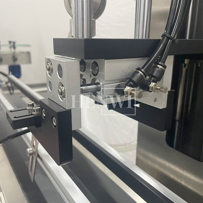 Henwi HWFCL-Automatic 1  Nozzle Gear Pump Liquid Filling Machine with 4 Wheels 1 Station Capping Machine with 2 Sides Square Bottle & Round Bottle Labeling Machine