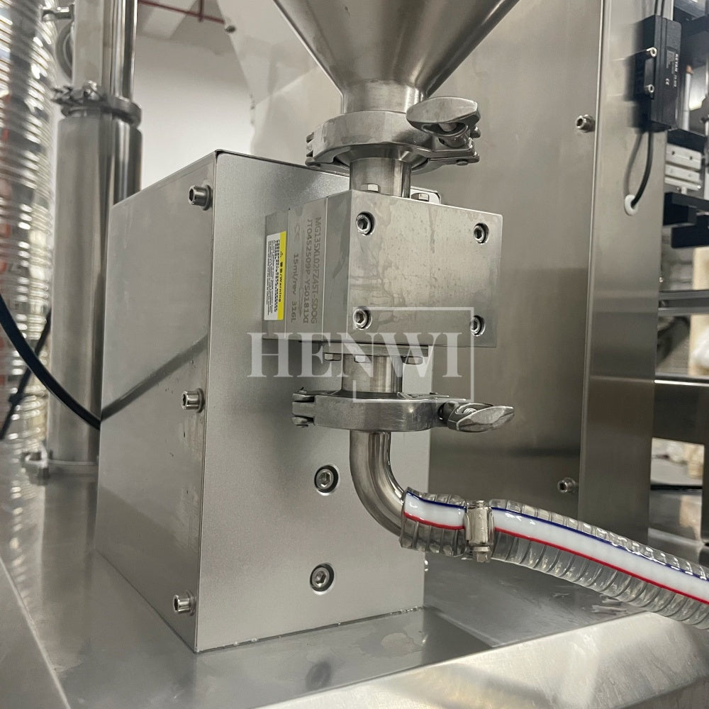 Henwi HWFCL-Automatic 1  Nozzle Gear Pump Liquid Filling Machine with 4 Wheels 1 Station Capping Machine with 2 Sides Square Bottle & Round Bottle Labeling Machine