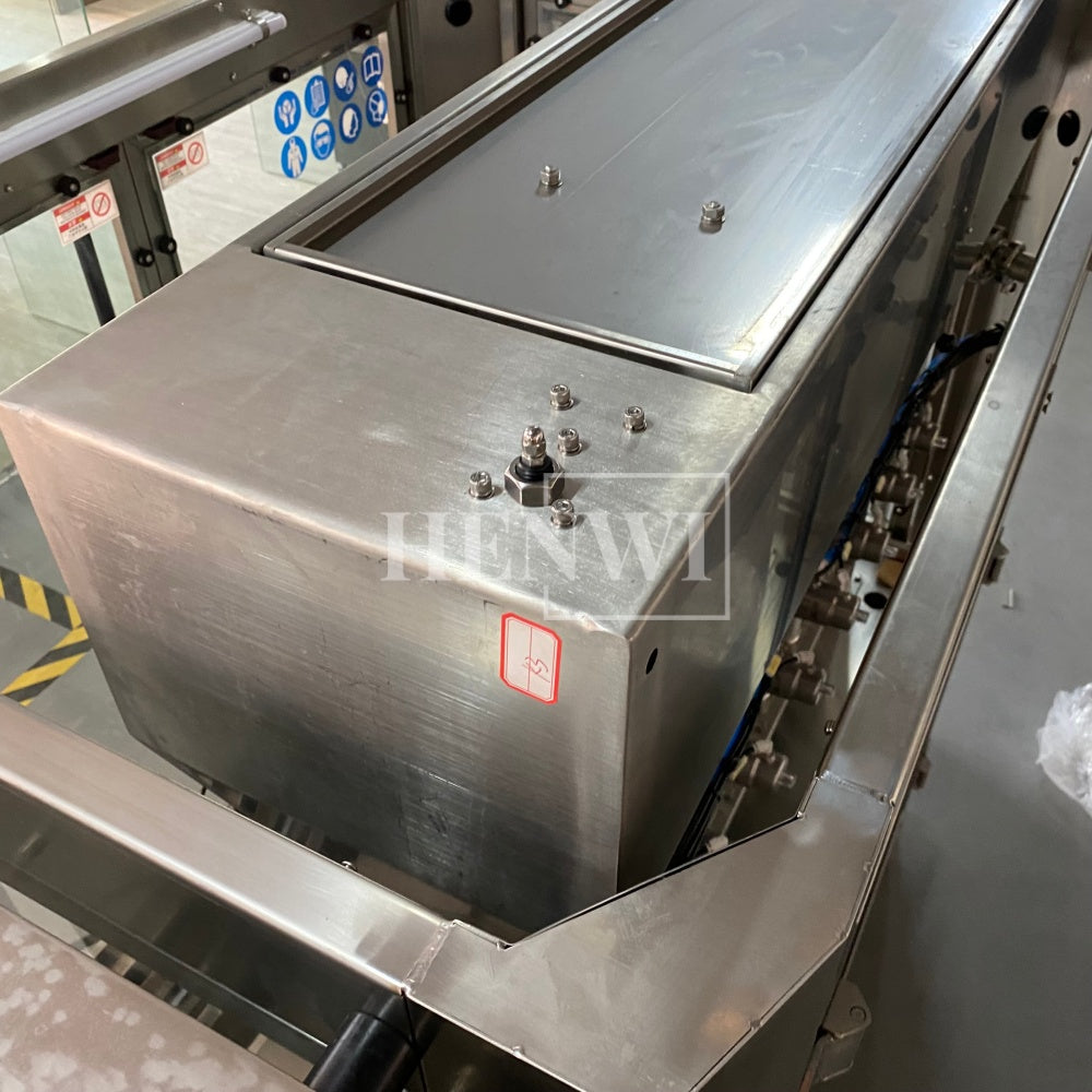 Henwi HWFM-P-8 Eight Nozzles Automatic Liquid Bottling Filling Packing Machine 8 Heads Bottle Filler