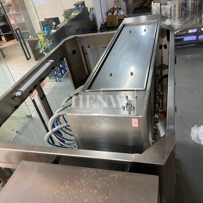Henwi HWFM-P-8 Eight Nozzles Automatic Liquid Bottling Filling Packing Machine 8 Heads Bottle Filler