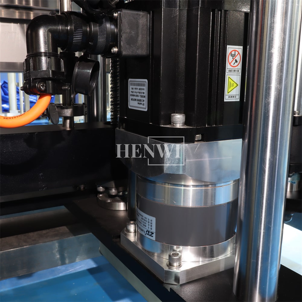 Henwi HWFM-P-8 Eight Nozzles Automatic Liquid Bottling Filling Packing Machine 8 Heads Bottle Filler