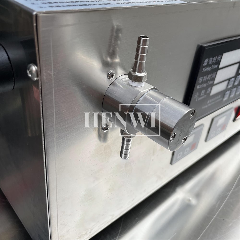 Henwi HWFM-S-2MF 2 Nozzles Semi-Auto Magnetic Pump Model Liquid Filling Bottling Machine Two Head Bottle Jar Filler