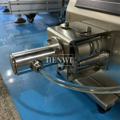 Henwi HWFM-S-CPF 1 Nozzle Semi-Auto Ceramic Pump Model Liquid Filling Bottling Machine 1 Head Micro Volume Filler