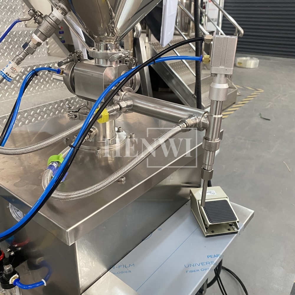 Henwi HWFM-S-CTF 1 Nozzle Semi-Auto Constant Temperature Liquid Mixing Heating Bottling Filling Machine One Head Bottle Filler With Mixer Heater