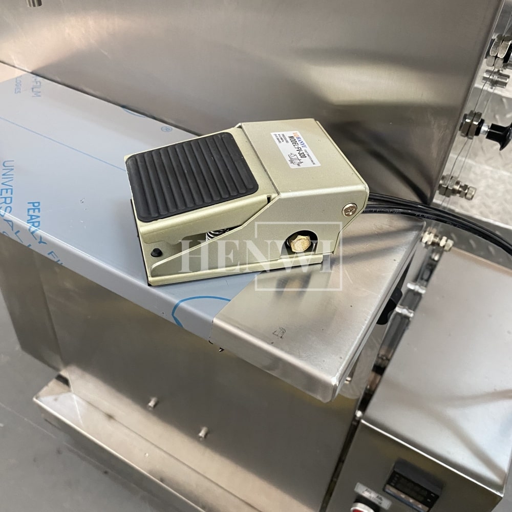 Henwi HWFM-S-CTF 1 Nozzle Semi-Auto Constant Temperature Liquid Mixing Heating Bottling Filling Machine One Head Bottle Filler With Mixer Heater