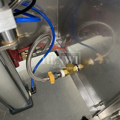 Henwi HWFM-S-CTF 1 Nozzle Semi-Auto Constant Temperature Liquid Mixing Heating Bottling Filling Machine One Head Bottle Filler With Mixer Heater