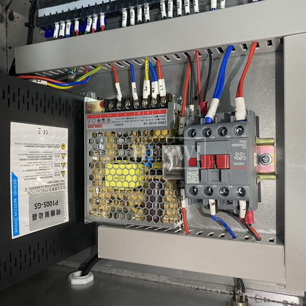 Henwi HWFM-S-RP 1 Nozzle Semi-Auto Gear Pump Model Liquid Filling Bottling Machine One Head Bottle Jar Filler