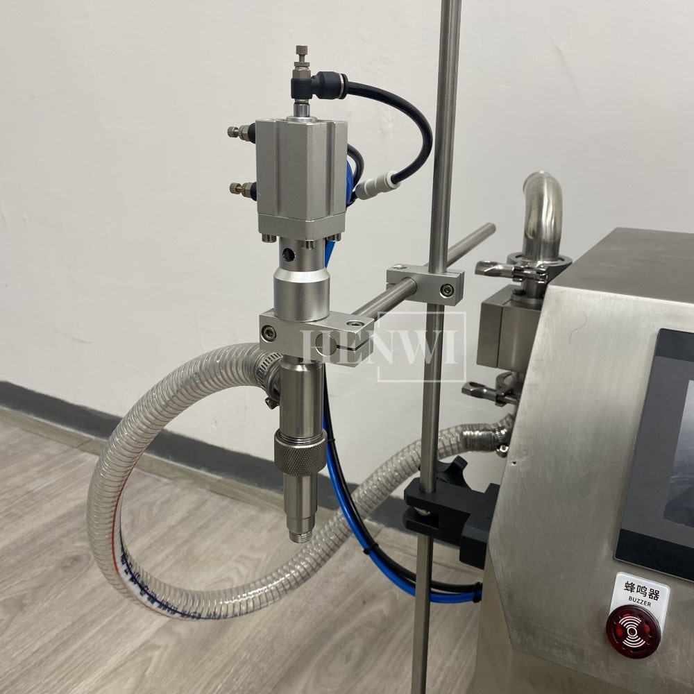 Henwi HWFM-S-RP 1 Nozzle Semi-Auto Gear Pump Model Liquid Filling Bottling Machine One Head Bottle Jar Filler