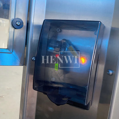 Henwi HWFM-T-4 Four Nozzles Tracking Model Automatic Liquid Bottling Filling Packing Machine 4 Heads Bottle Moving Filler